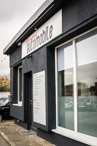 Außenansicht - Modernes Erscheinungsbild – unser Autohaus an der Harsefelder Straße in Stade